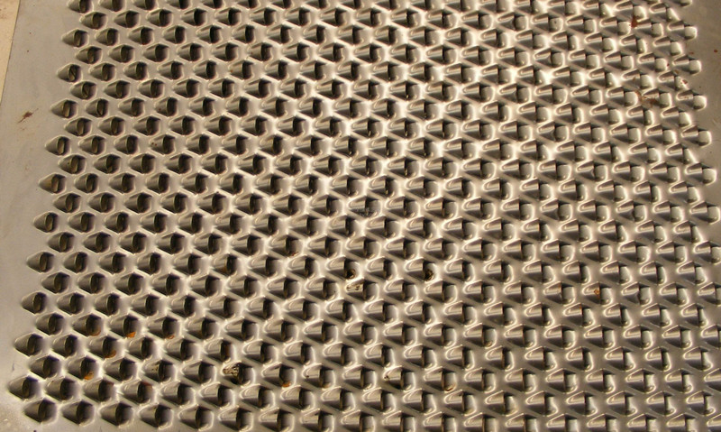 Fish scale hole aluminum plate punching net products display