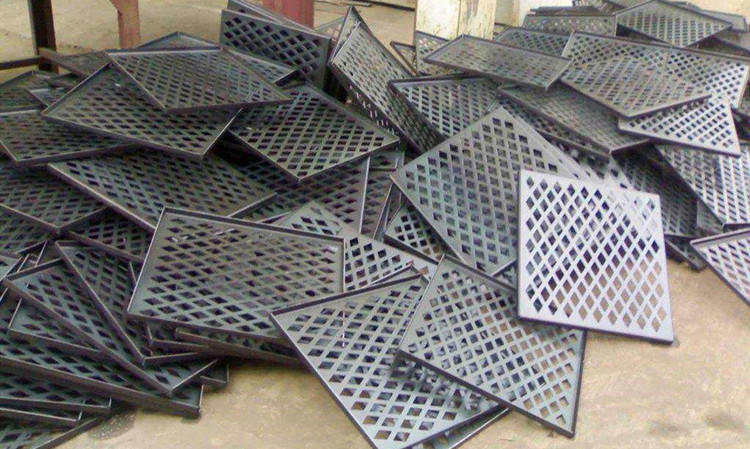 Square hole Punched metal Products