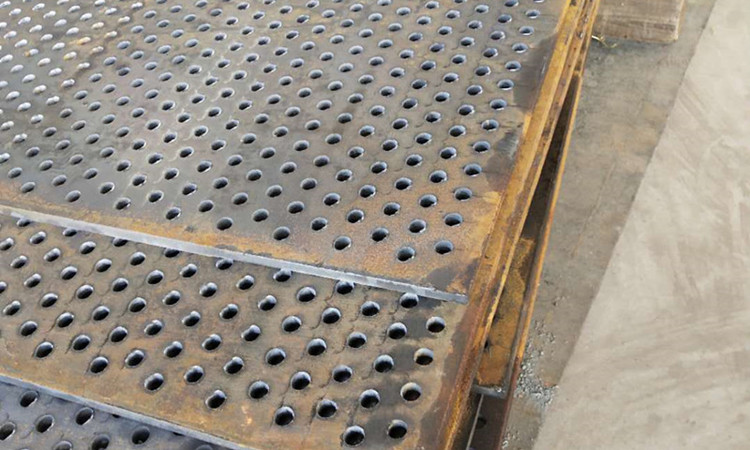 Hot-rolled plate round hole mesh plate Products