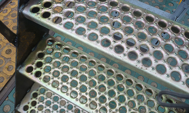 Stair safety grating Products