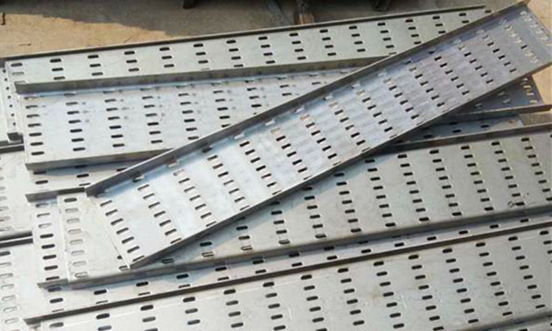 Flanged perforated plate Products