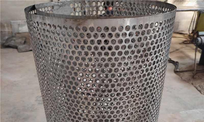 Flanged perforated plate Products