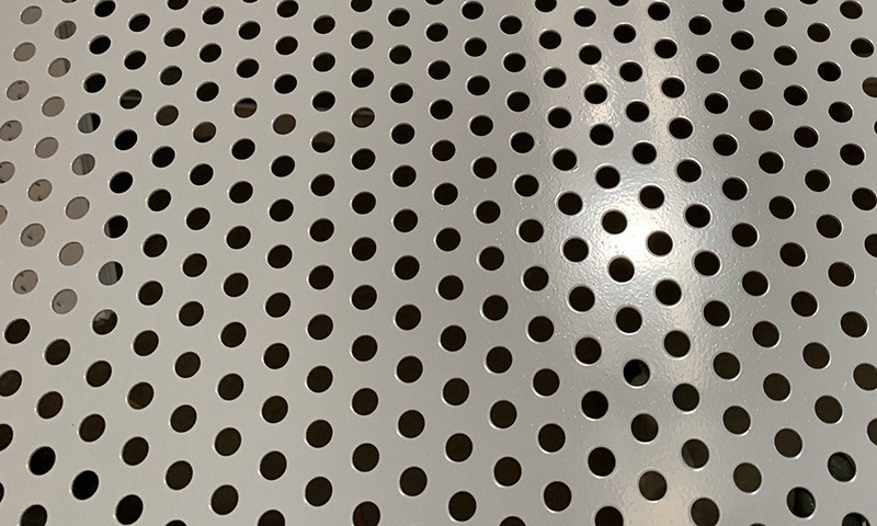 Perforated vent plate