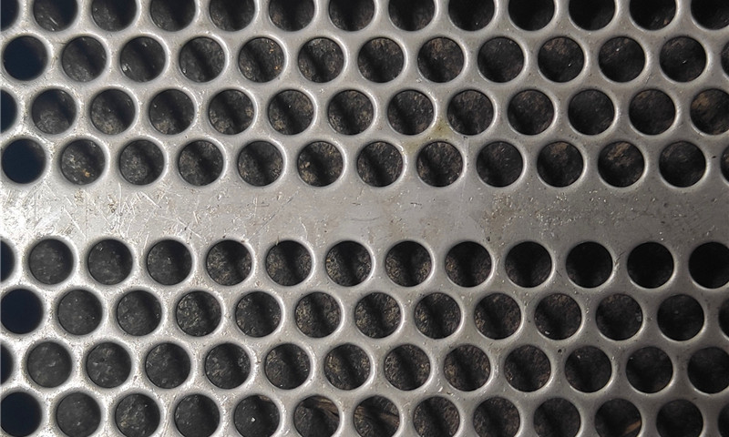 perforate Ore screen plate