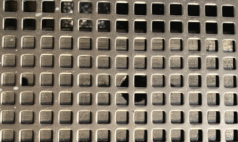 perforate Ore screen plate