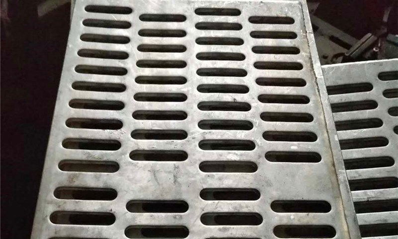 Slotted hole Sieve sheet