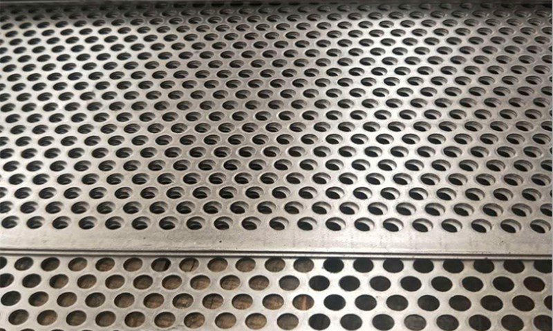 Hole hole iron sheet