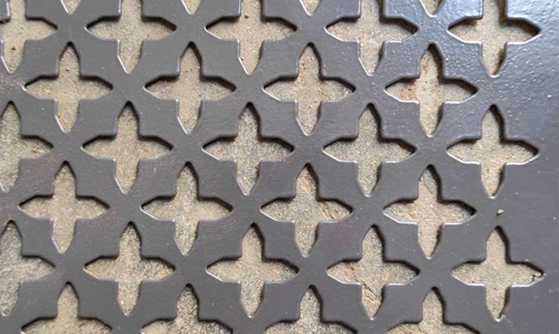 Metal mesh plate