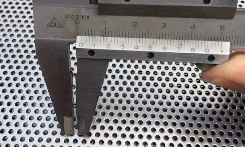 Microperforated plate