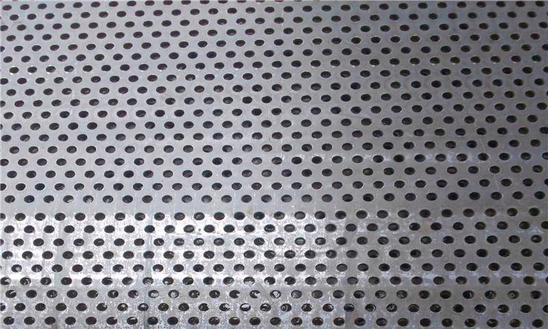 Pinhole perforated plate