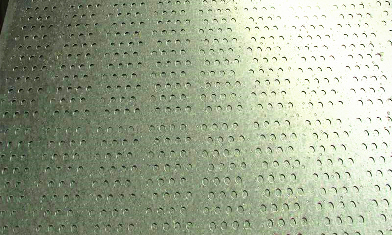 Microporous galvanized sheet