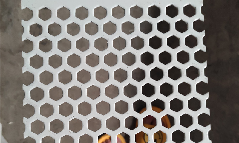 Perforated aluminum sheet