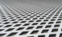 How is the back burr of stainless steel perforated sheet produced