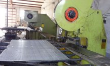 Stainless steel perforated sheet in the process of processing how to ensure precision