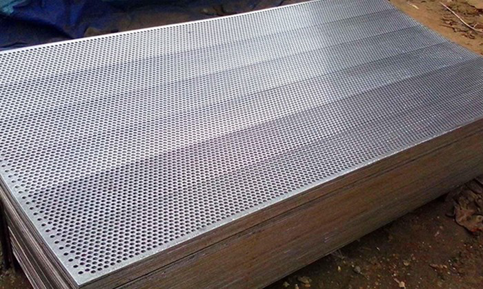 Stainless steel perforated sheet