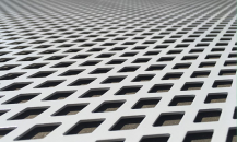 What are the specifications of stainless steel perforated plates