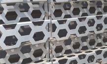 The price of stainless steel punching net is related to those factors