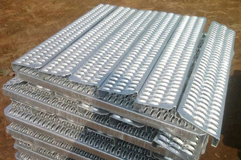 Safety grating