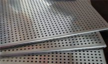 How to choose different materials of Stainless steel Perforated sheet in different fields